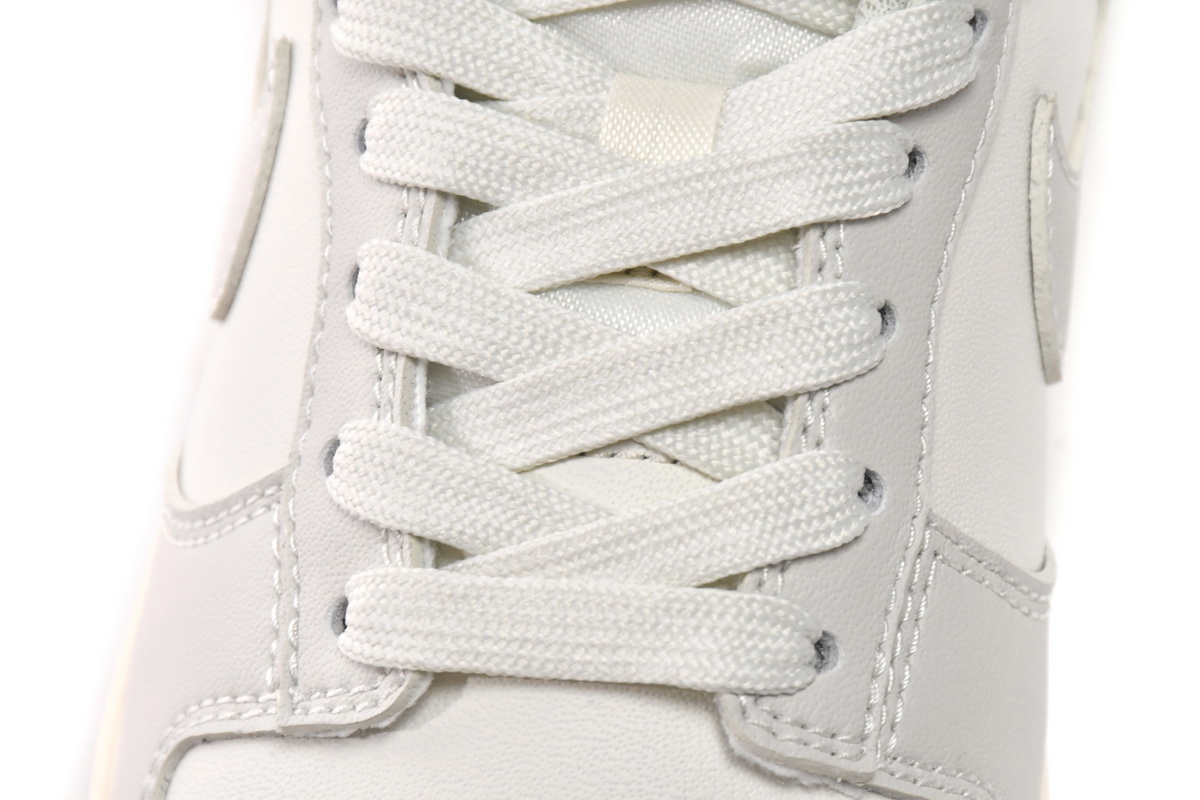 Nike Dunk Low Light Bone DD1503-107