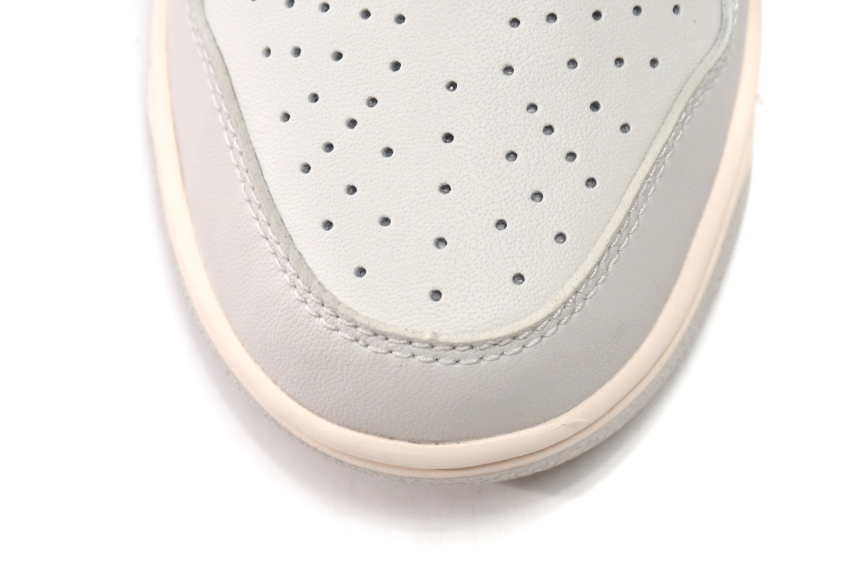 Nike Dunk Low Light Bone DD1503-107