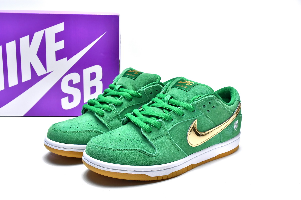 Nike SB Dunk Low St. Patrick’s Day BQ6817-303