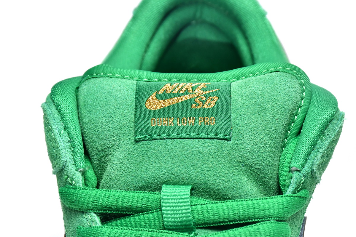 Nike SB Dunk Low St. Patrick’s Day BQ6817-303