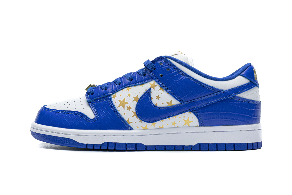 Supreme x Nike SB Dunk Low "Blue Stars” DH3228-100
