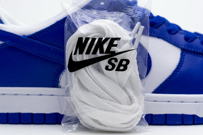 Nike Dunk Low SP Low SP “Kentucky” CU1726-100