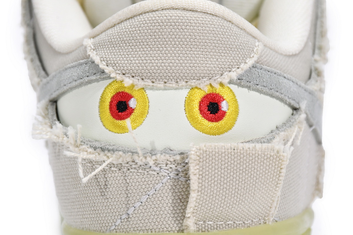 Dope Sneakers Nike SB Dunk Low Mummy DM0774-111