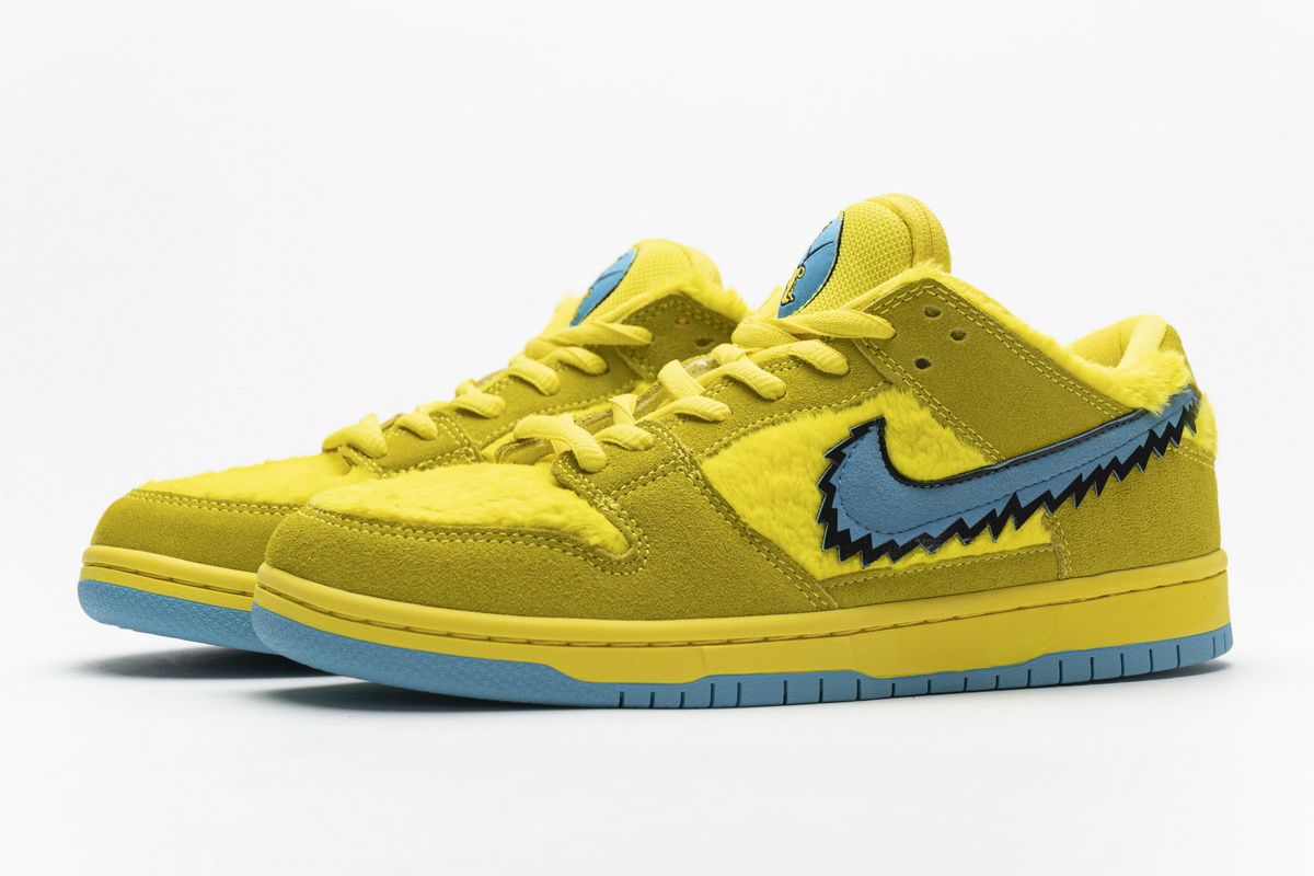 Grateful Dead x Nike SB Dunk Low “ Yellow Bear” CJ5378-700