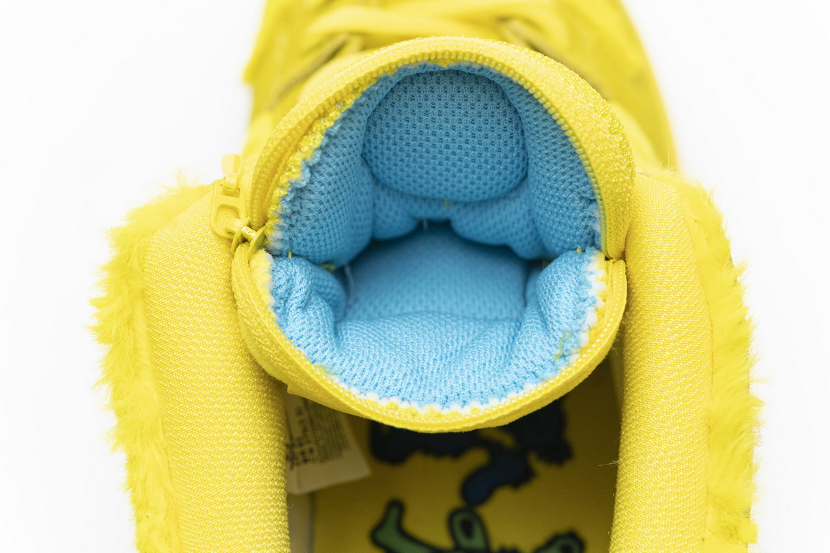 Grateful Dead x Nike SB Dunk Low “ Yellow Bear” CJ5378-700