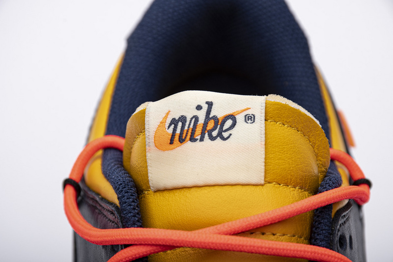 OFF WHITE x Nike Dunk SB Low White Michigan CT0856-700