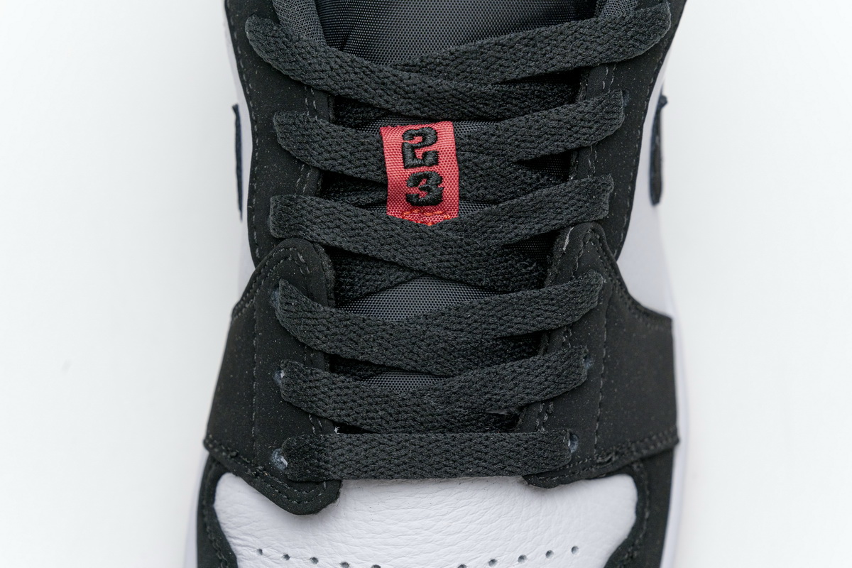 Air Jordan 1 Low Black Toe 553558-116