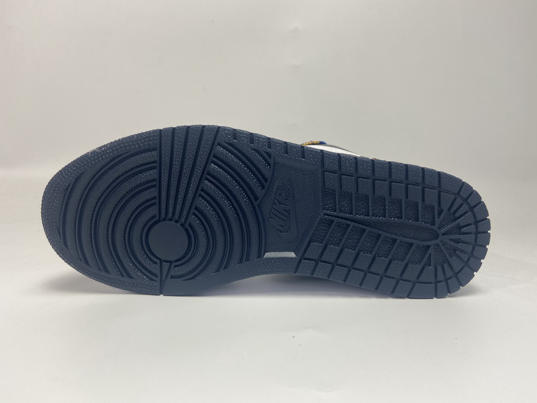 Air Jordan 1 Low Sweater CZ8659-100
