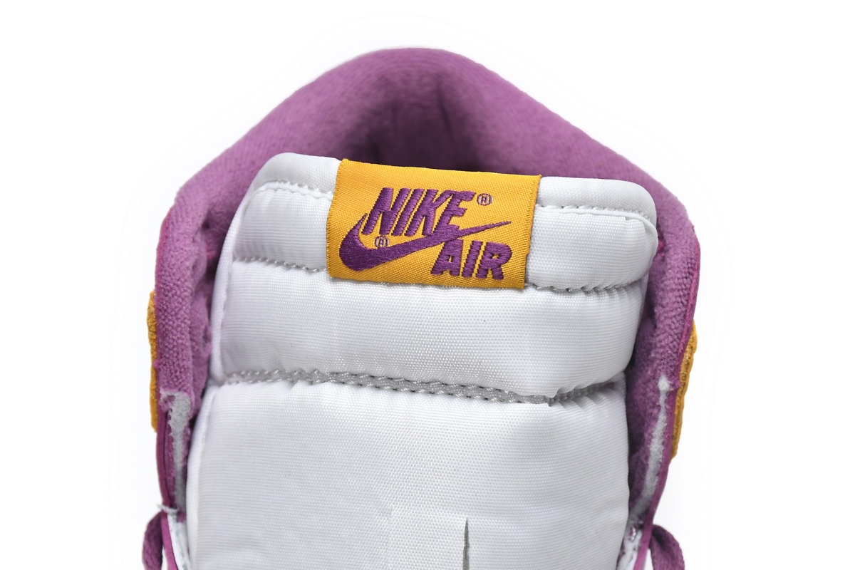 Air Jordan 1 High OG “Brotherhood” 555088-706