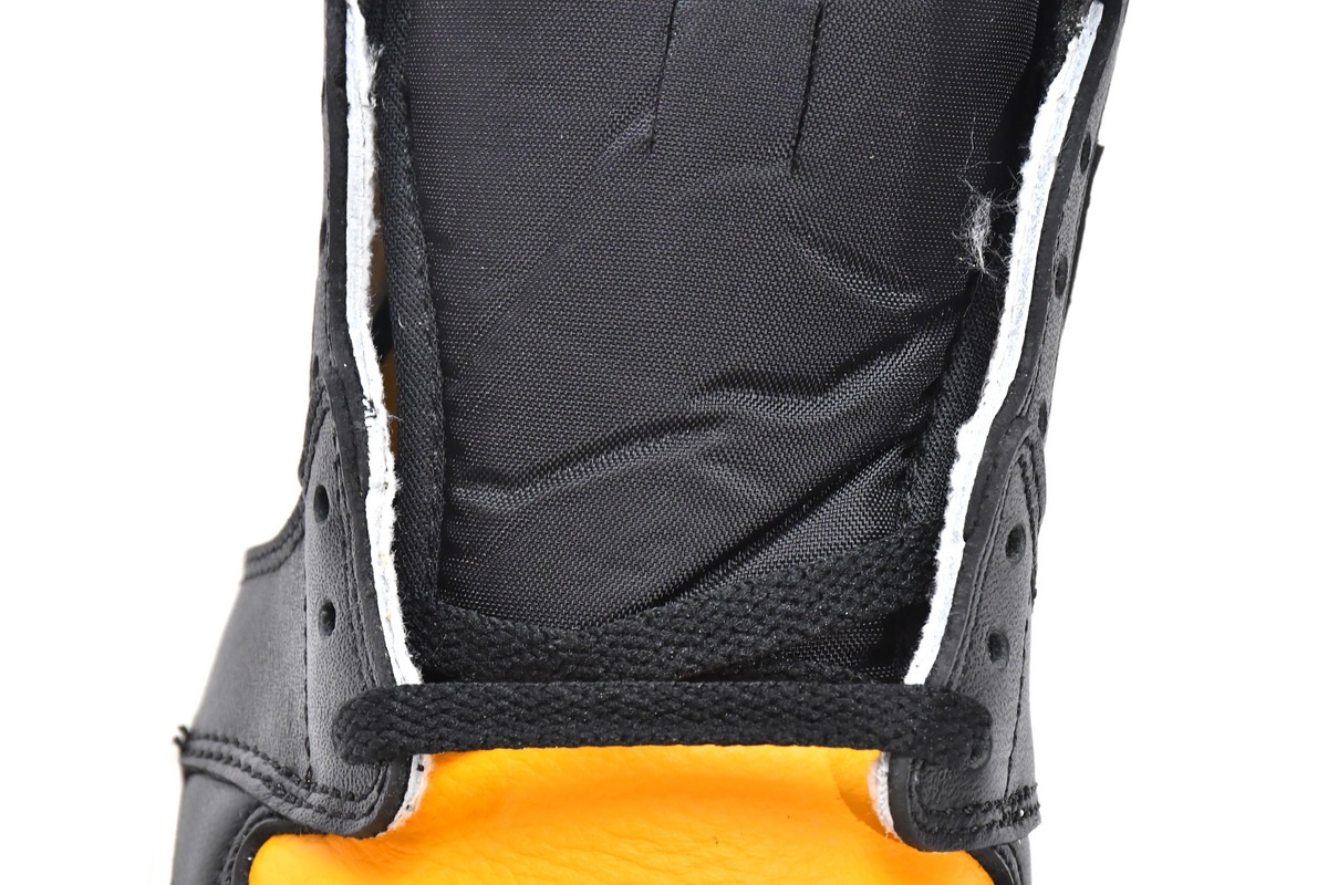 Air Jordan 1 High OG Yellow Toe 555088-711