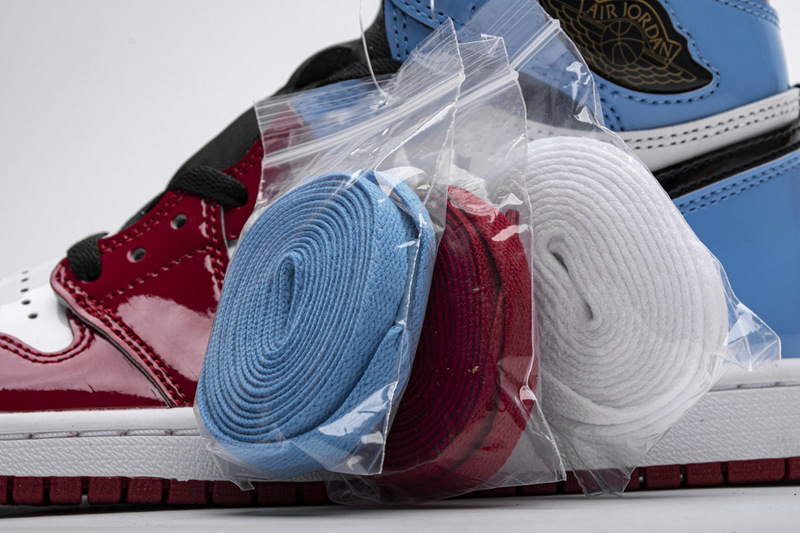 Air Jordan 1 Retro High Fearless UNC Chicago CK5666-100