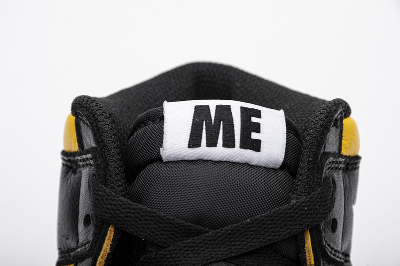 Air Jordan 1 Retro High Not for Resale Varsity Maize 861428-107