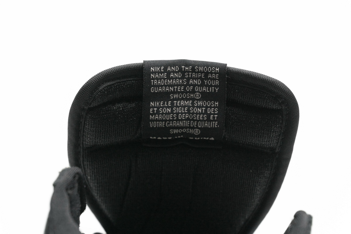 Air Jordan 1 Retro High Black Crimson Tint 555088-081