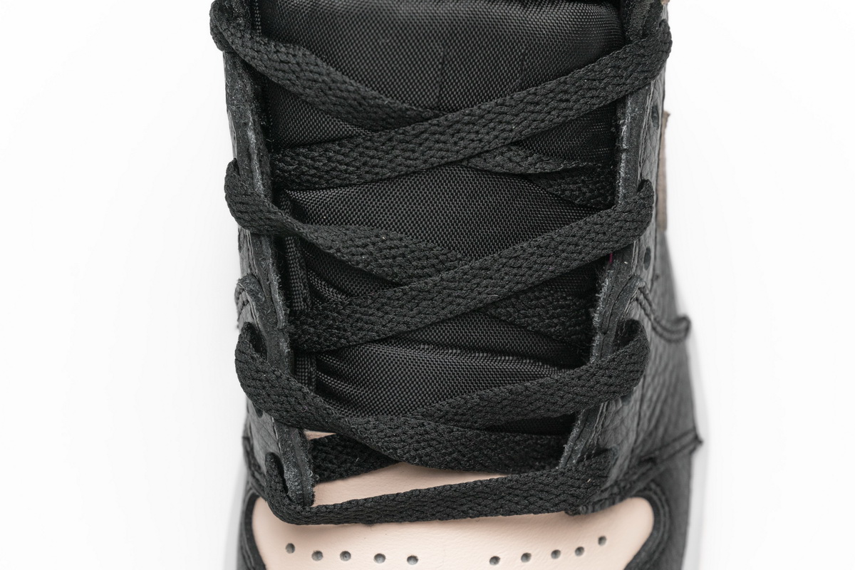 Air Jordan 1 Retro High Black Crimson Tint 555088-081