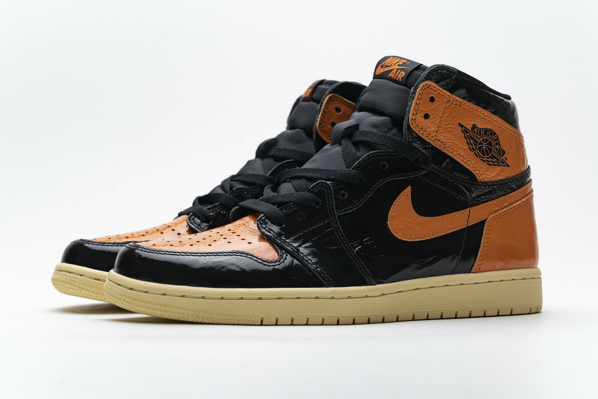 Air Jordan 1 Retro High Shattered Backboard 3.0 555088-028
