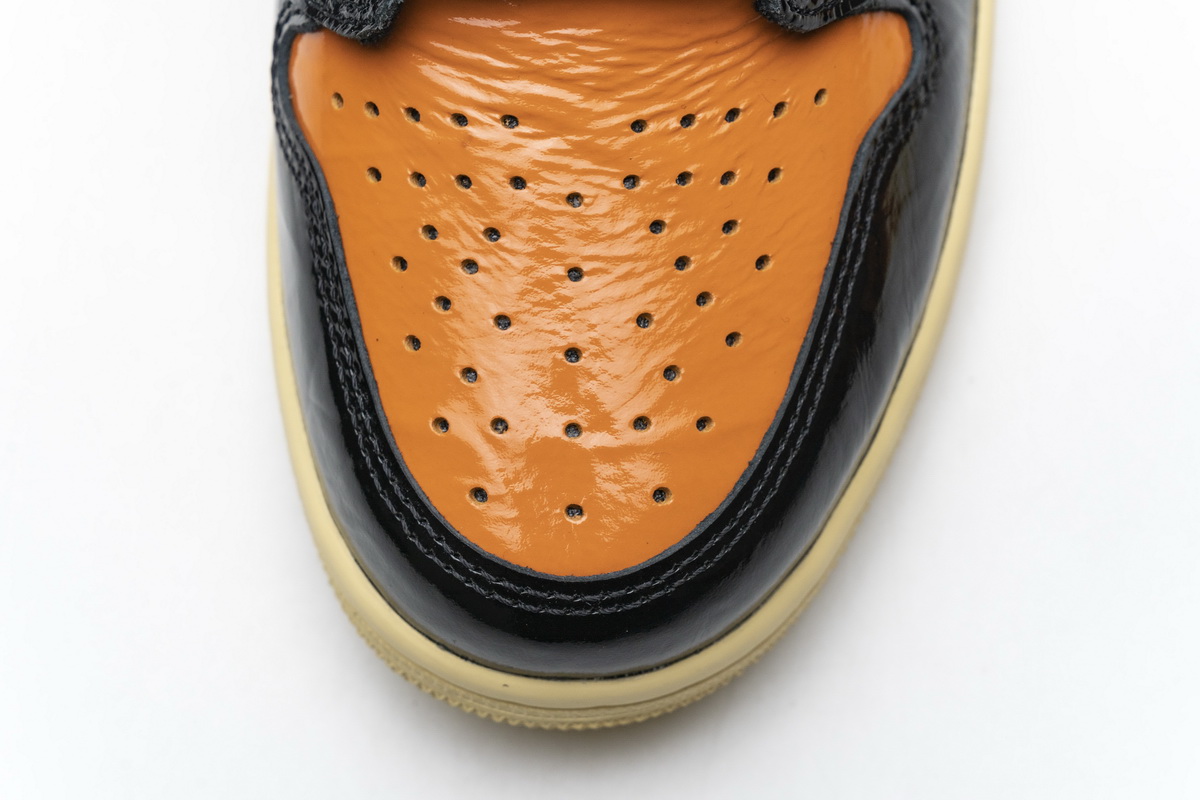 Air Jordan 1 Retro High Shattered Backboard 3.0 555088-028