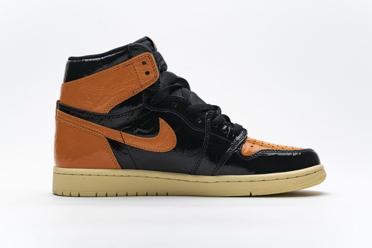 Air Jordan 1 Retro High Shattered Backboard 3.0 555088-028