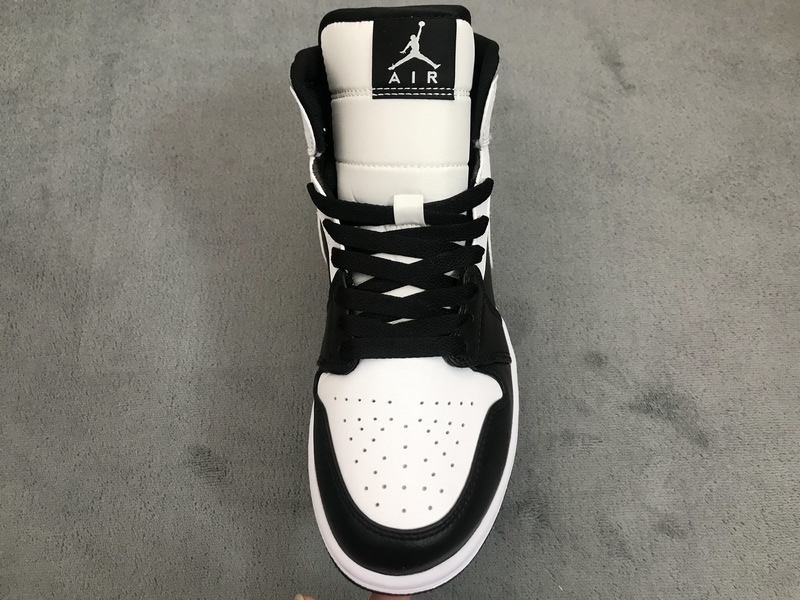 Air Jordan 1 Mid White Shadow 554724-073