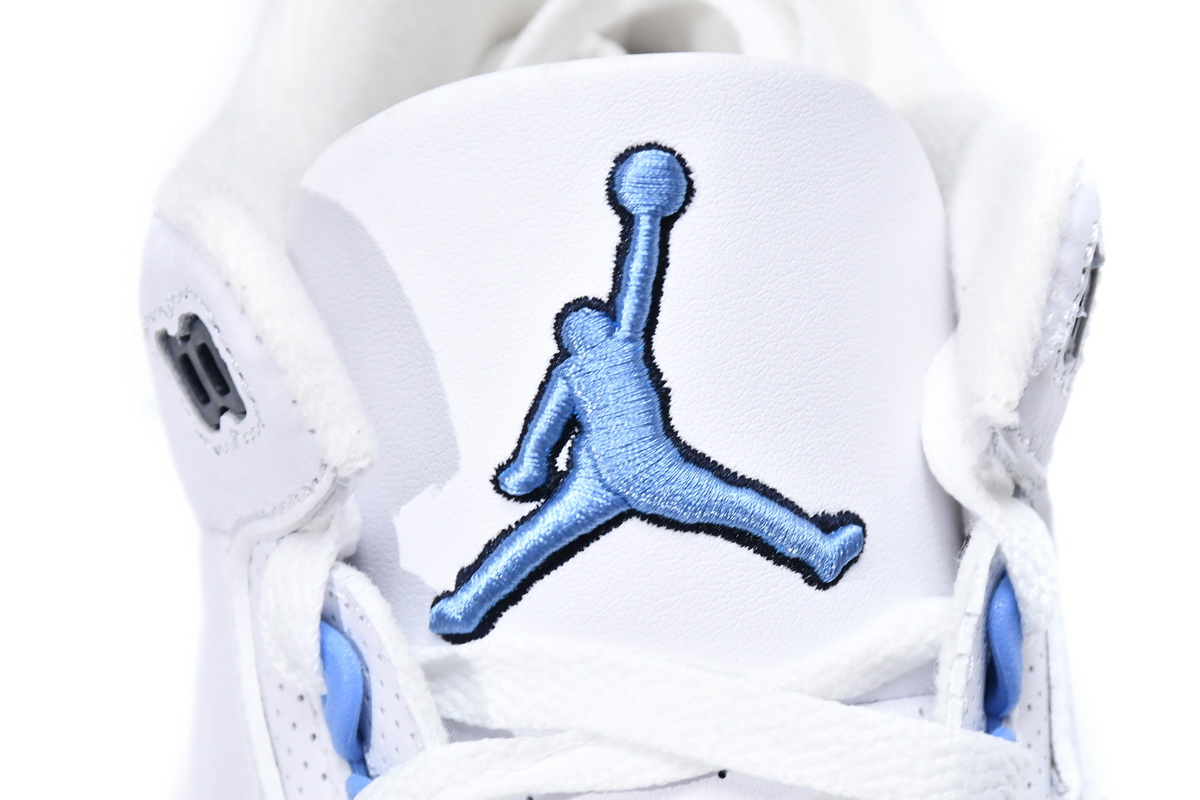 Air Jordan 3 Retro UNC CT8532-104