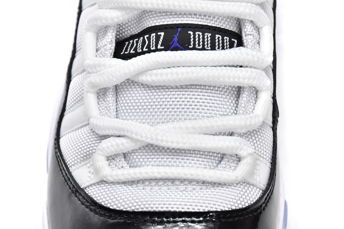 Air Jordan 11 Low Retro Concord 528895-153