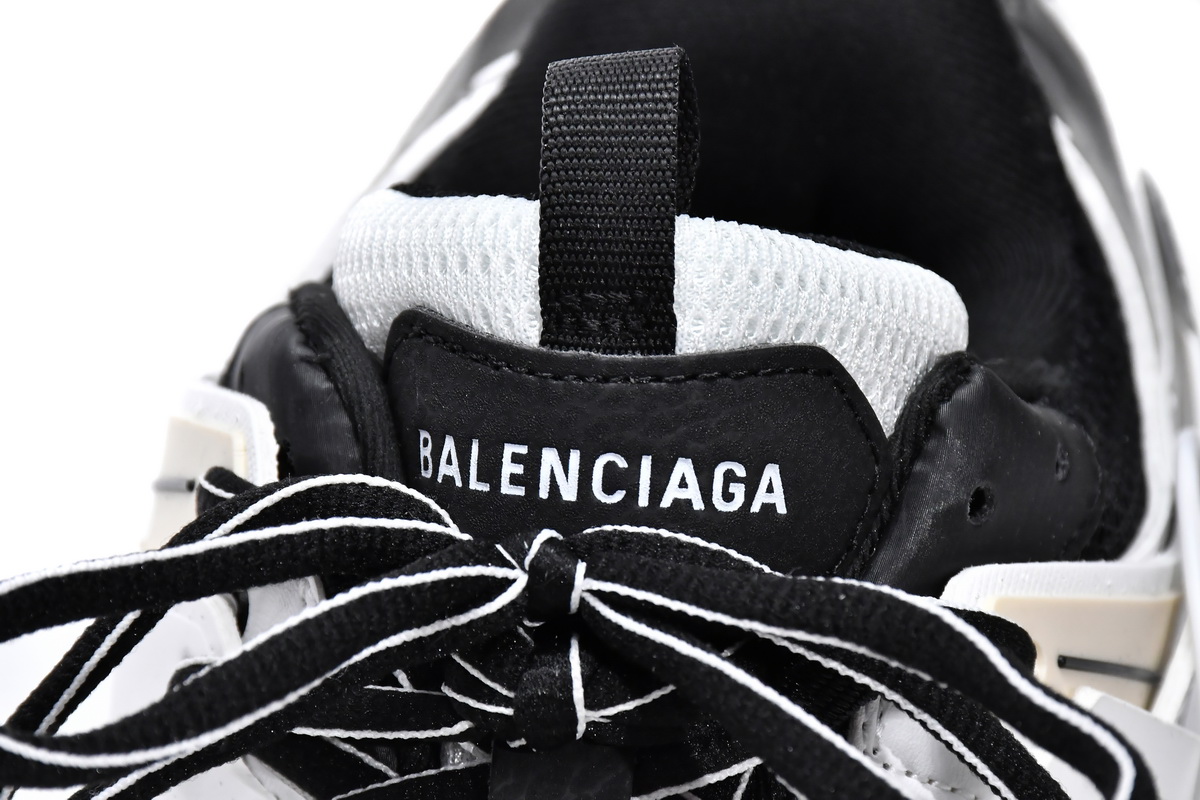 Balenciaga Track. Black White Yellow  542023 W3NM3 7261