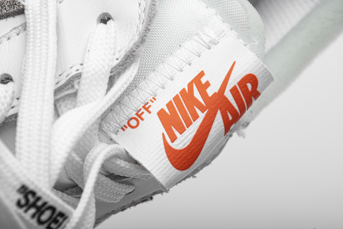 OFF White X Air Force 1 ’07 Low Conplex Con AO4297-100