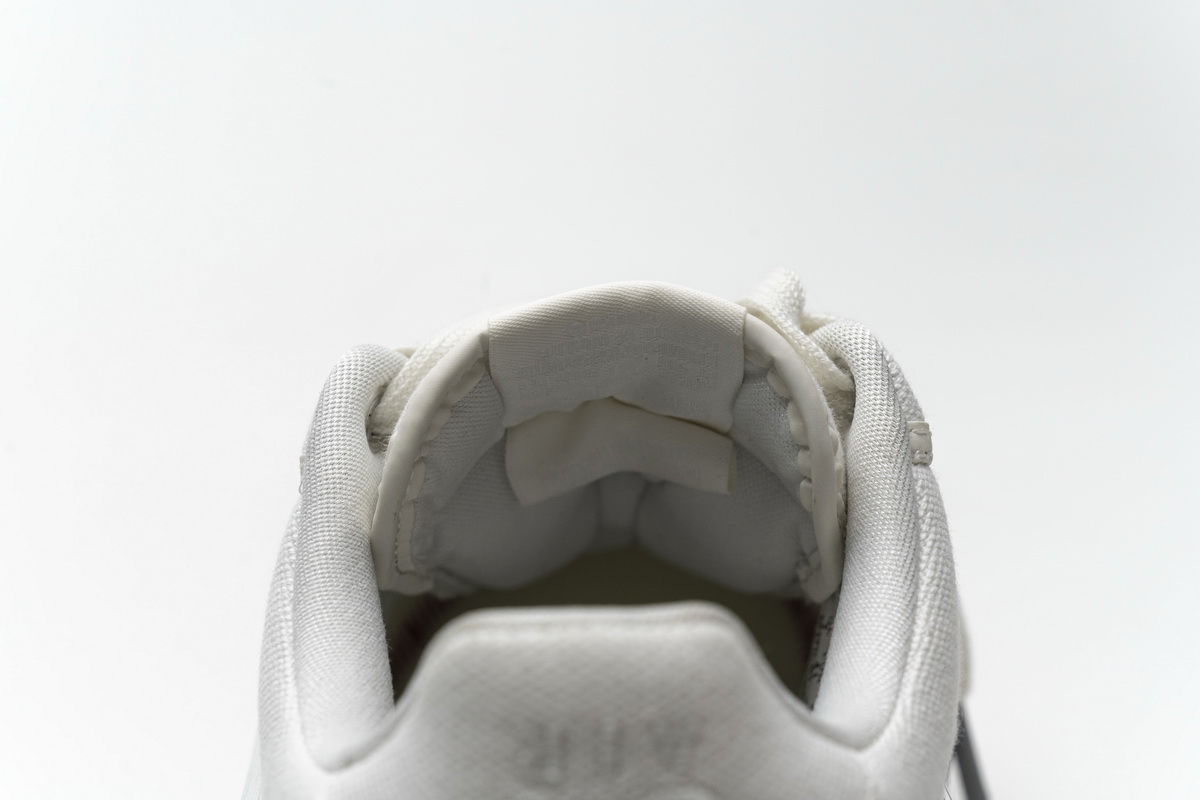 Travis Scott x Nike Air Force 1“Sail” AQ4211-101