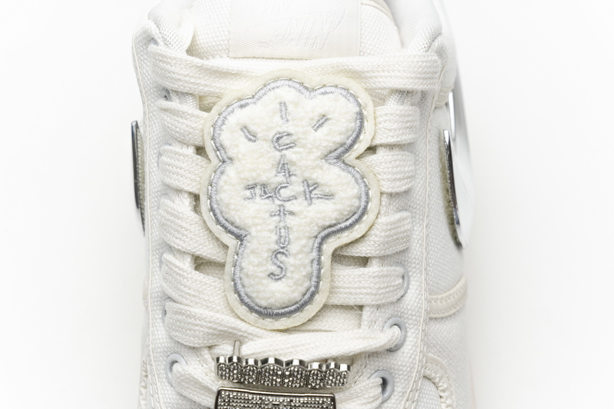 Travis Scott x Nike Air Force 1“Sail” AQ4211-101