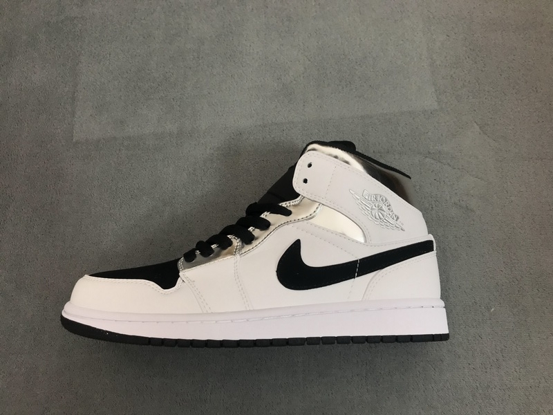 Air Jordan 1 Mid Alternate Think 16 554724-121