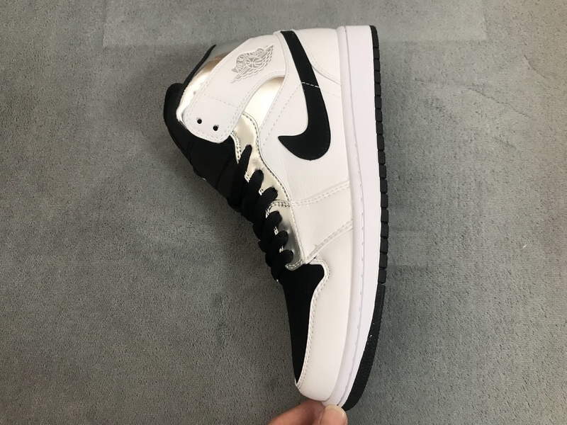 Air Jordan 1 Mid Alternate Think 16 554724-121