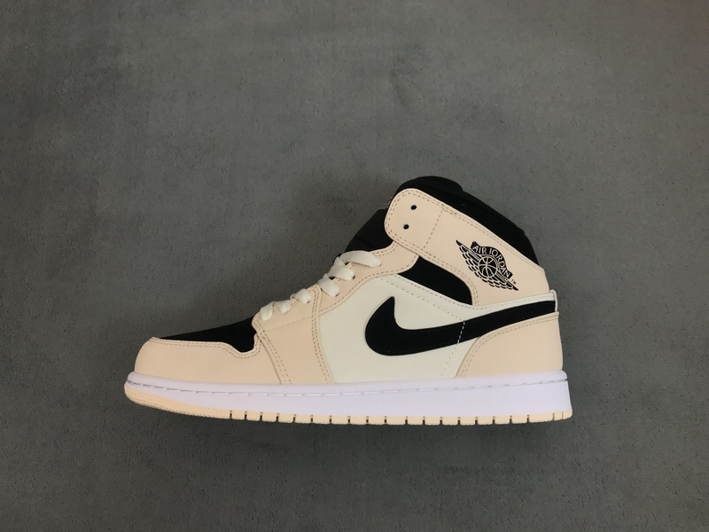 Air Jordan 1 Mid Barely Orange (W) BQ6472-800