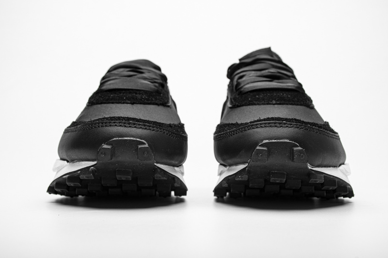 (OG)Sacai x Nike Waffle Dbreak BlackWhite BV0073-002