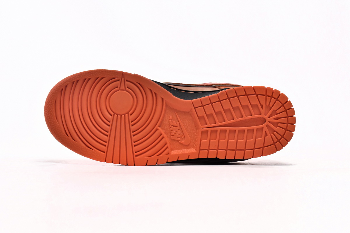 Concepts x Nike SB Dunk Low “Orange Lobster” FD8776-800