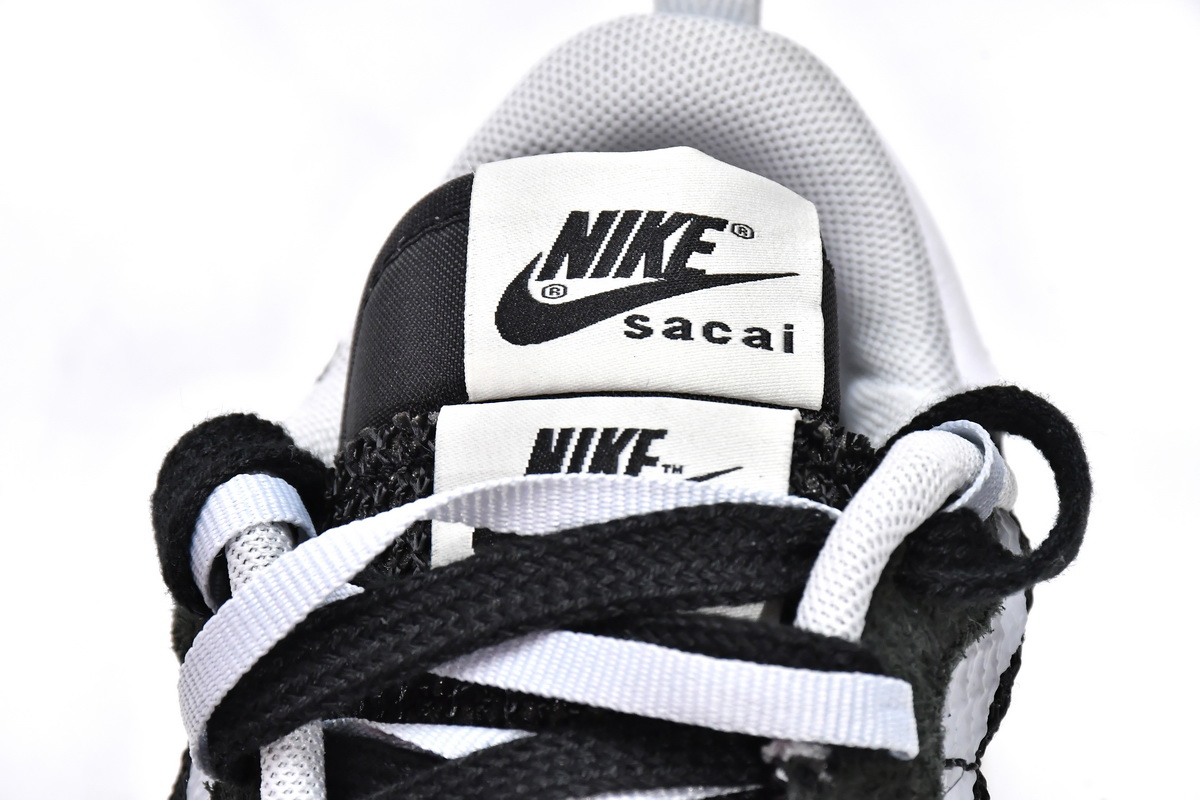 Sacai x Nike Pegasua Vaporfly Black White CV1363-001
