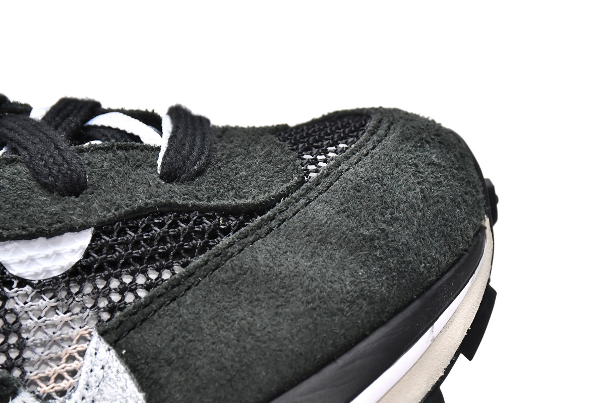 Sacai x Nike Pegasua Vaporfly Black White CV1363-001