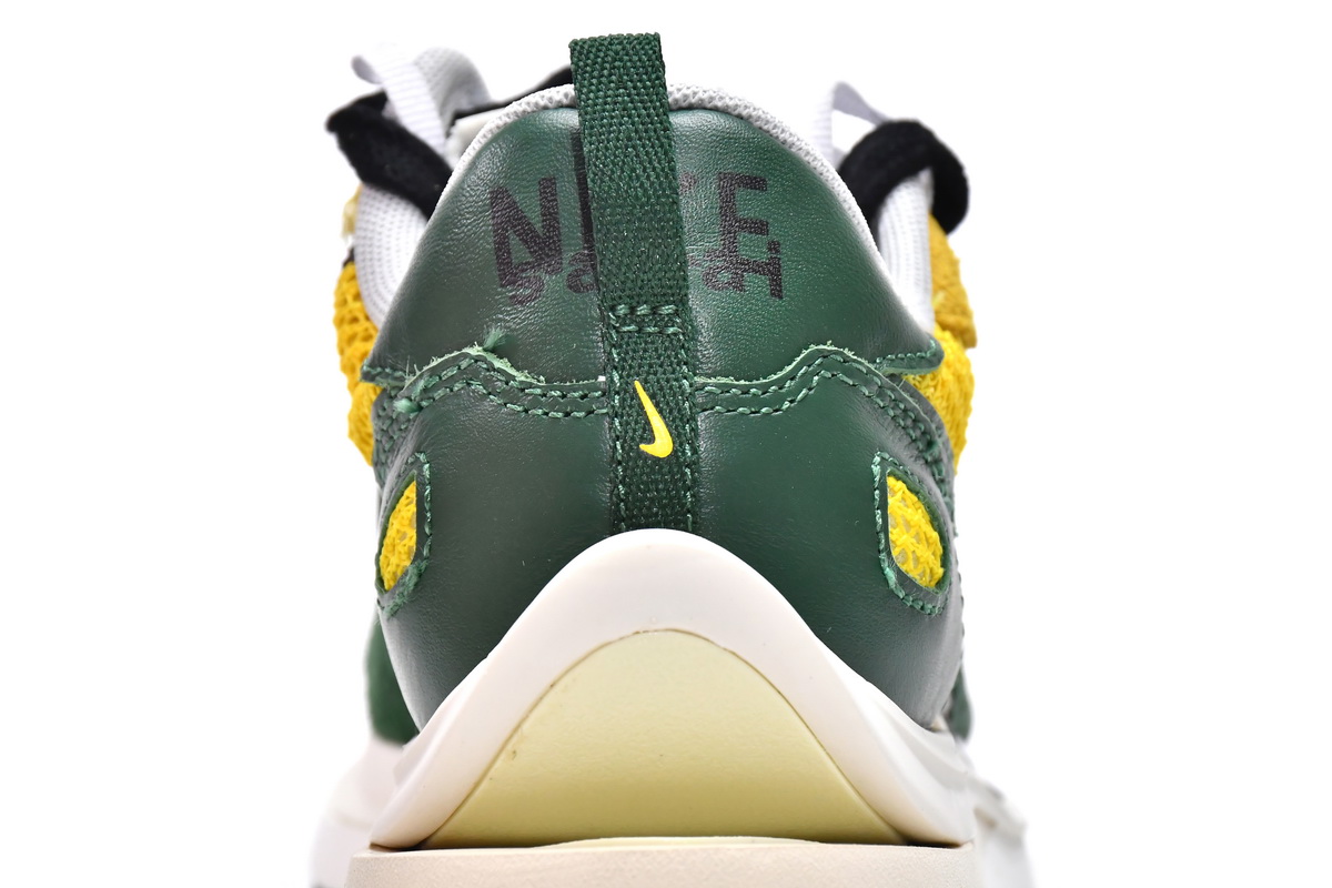 Sacai x Nike Pegasua Vaporfly Yellow Green CV1363-700