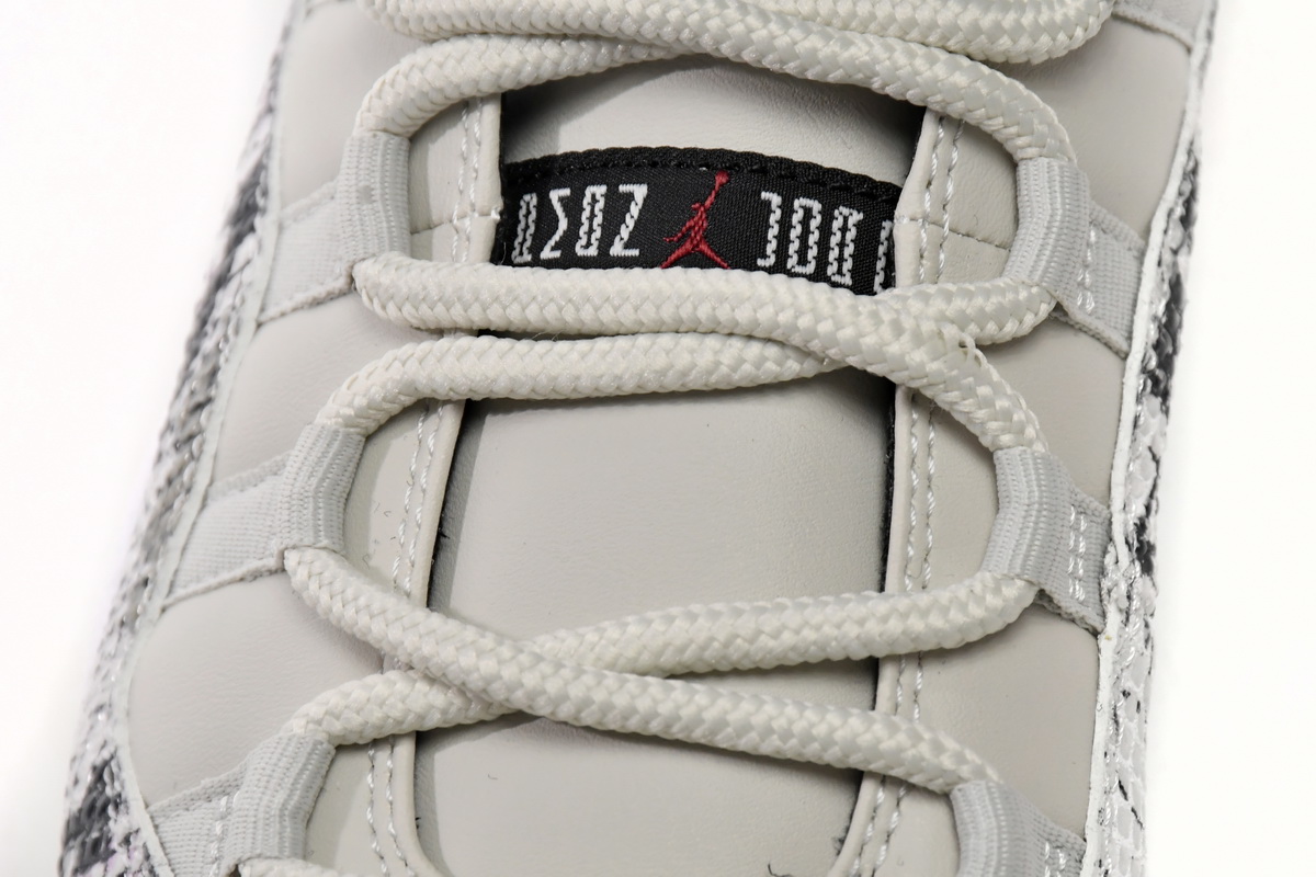 Air Jordan 11 Retro Low Light Bone Snakeskin CD6846-002