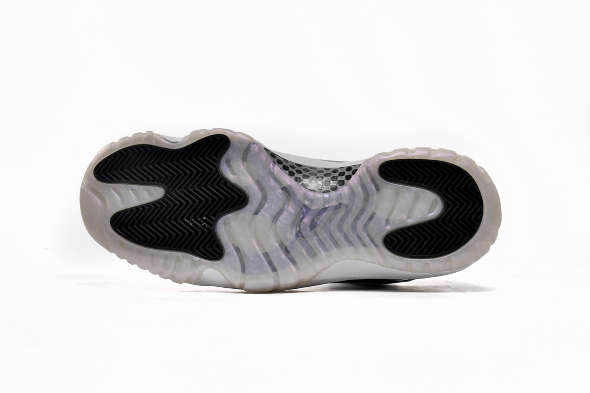 Air Jordan 11 Retro Low Emerald 528895-145
