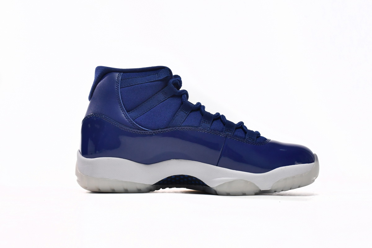 Air Jordan 11 Retro Midnight Blue AT7802-115