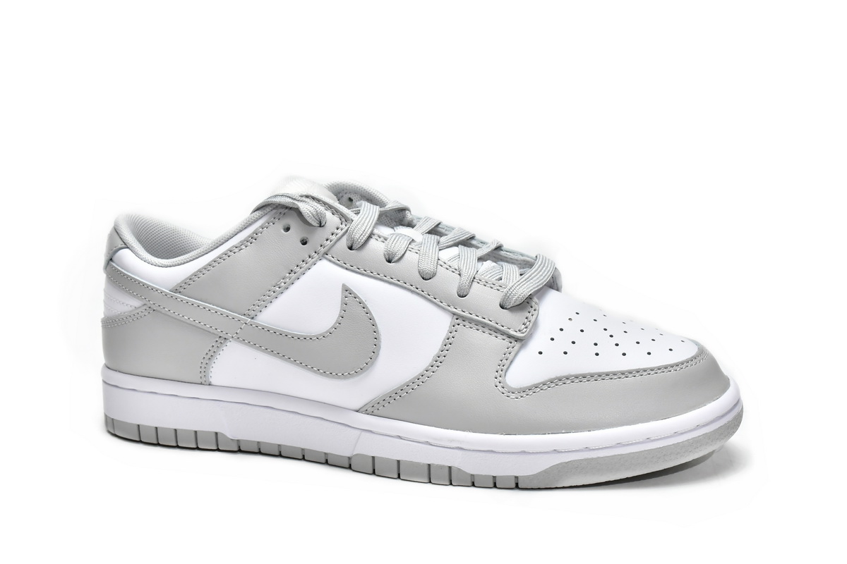 Dope Sneakers Nike Dunk Low Grey Fog DD1391-103