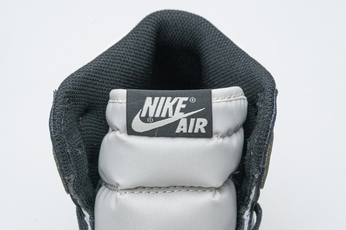 Air Jordan 1 Retro High OG 'Dark Mocha'  555088-105