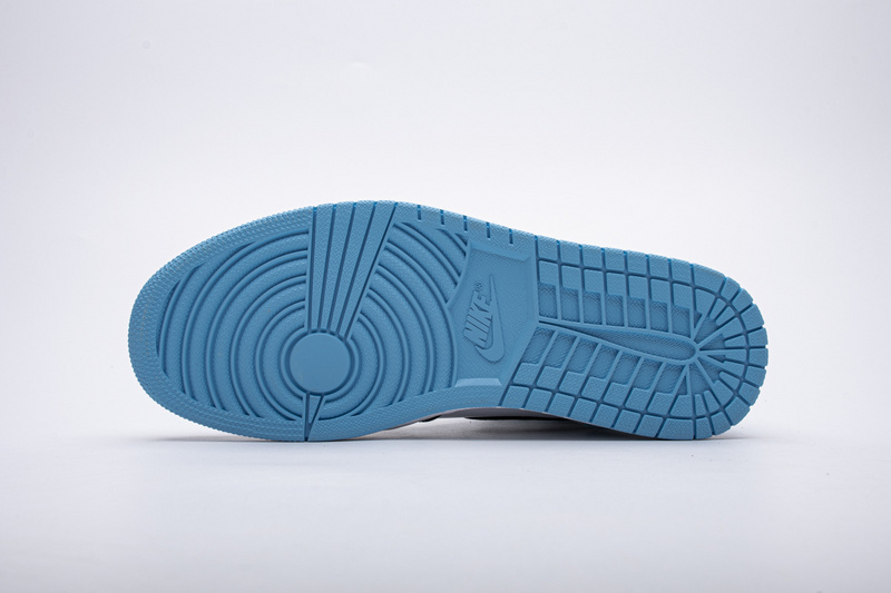 Air Jordan 1 Retro High UNC Patent CD0461-401