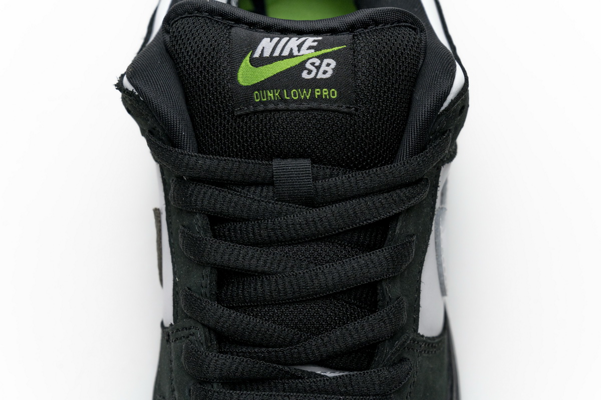 Staple x Nike SB Dunk Low “Panda Pigeon” BV1310-013