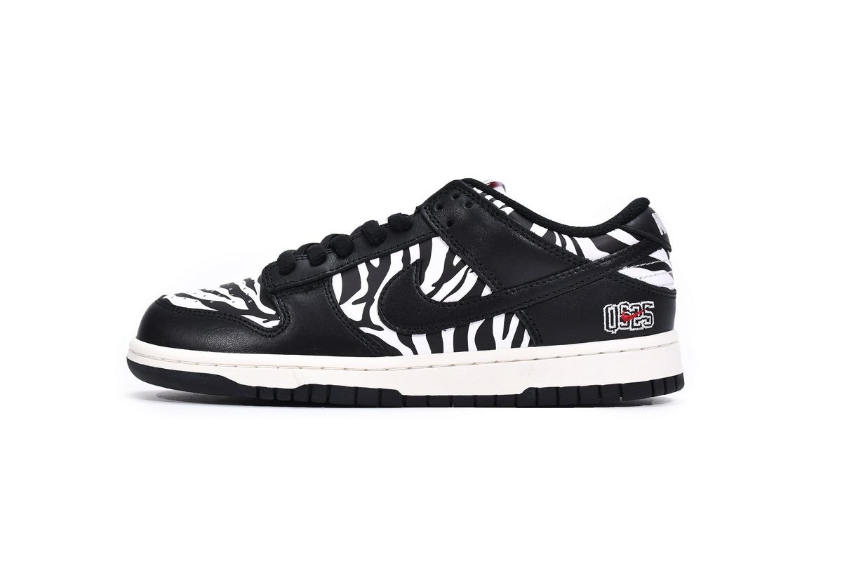 Quartersnacks x Nike SB Dunk Low Zebra  DM3510-001