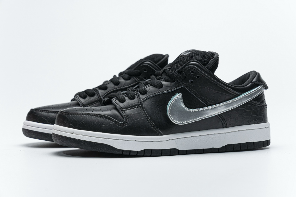 Nike SB Dunk Low Pro OG QS “Black Diamond”  BV1310-001