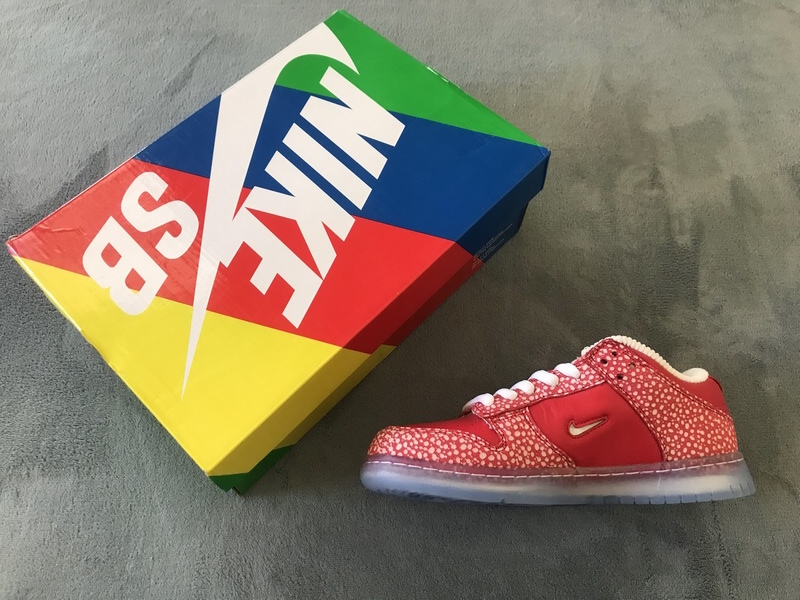 Stingwater x Nike SB Dunk Low OG QS Magic Mushroom DH7650-600