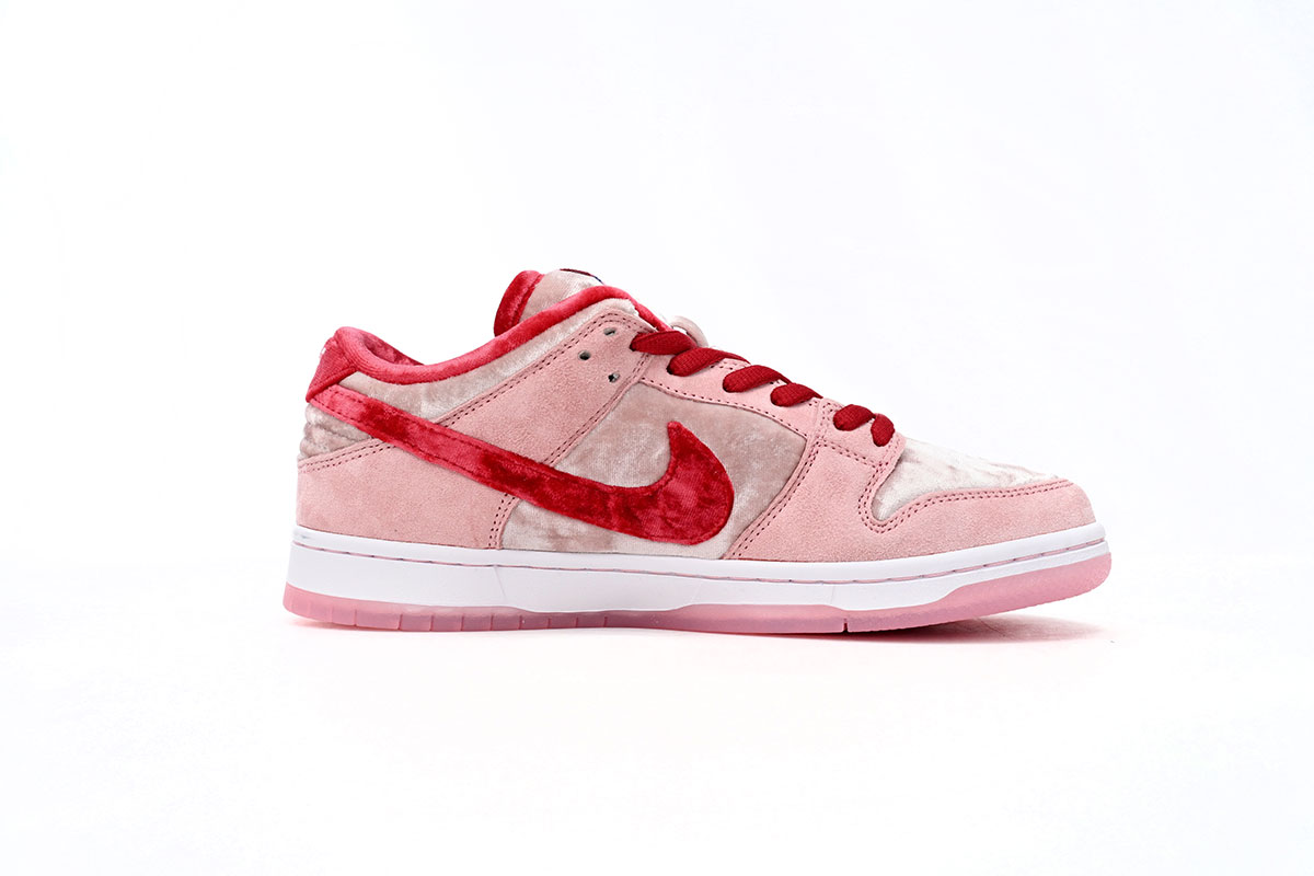 Dunk Low StrangeLove Skateboards (Special Box) CT2552-800