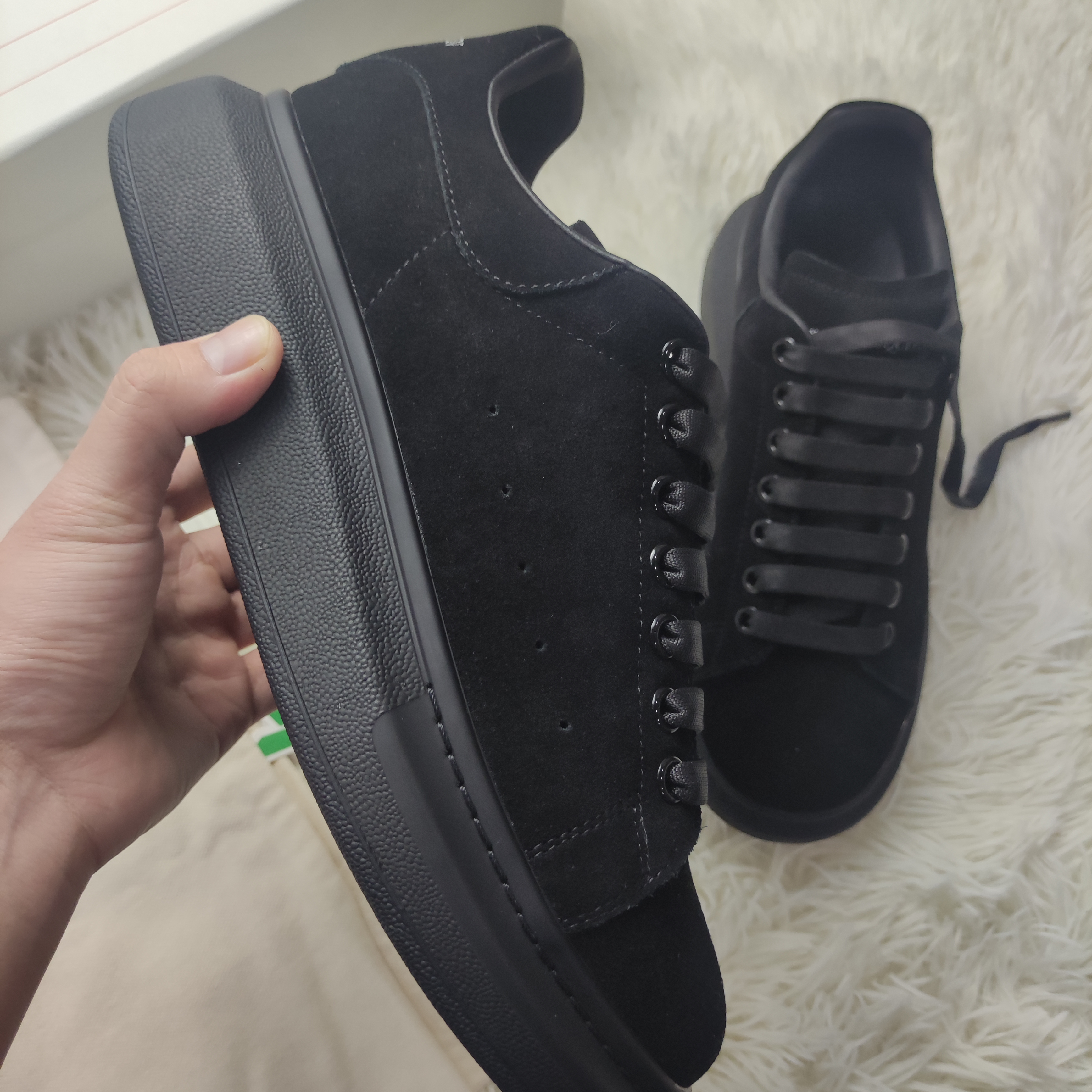 Alexander McQueen Sneaker Black 553761WHV671000