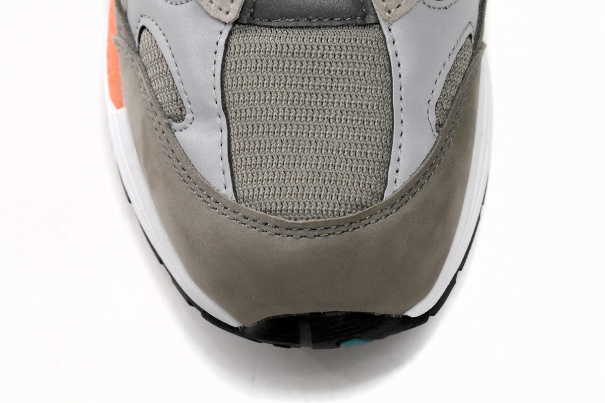 WTAPS x New Balance 992 Olive Drab M992WT