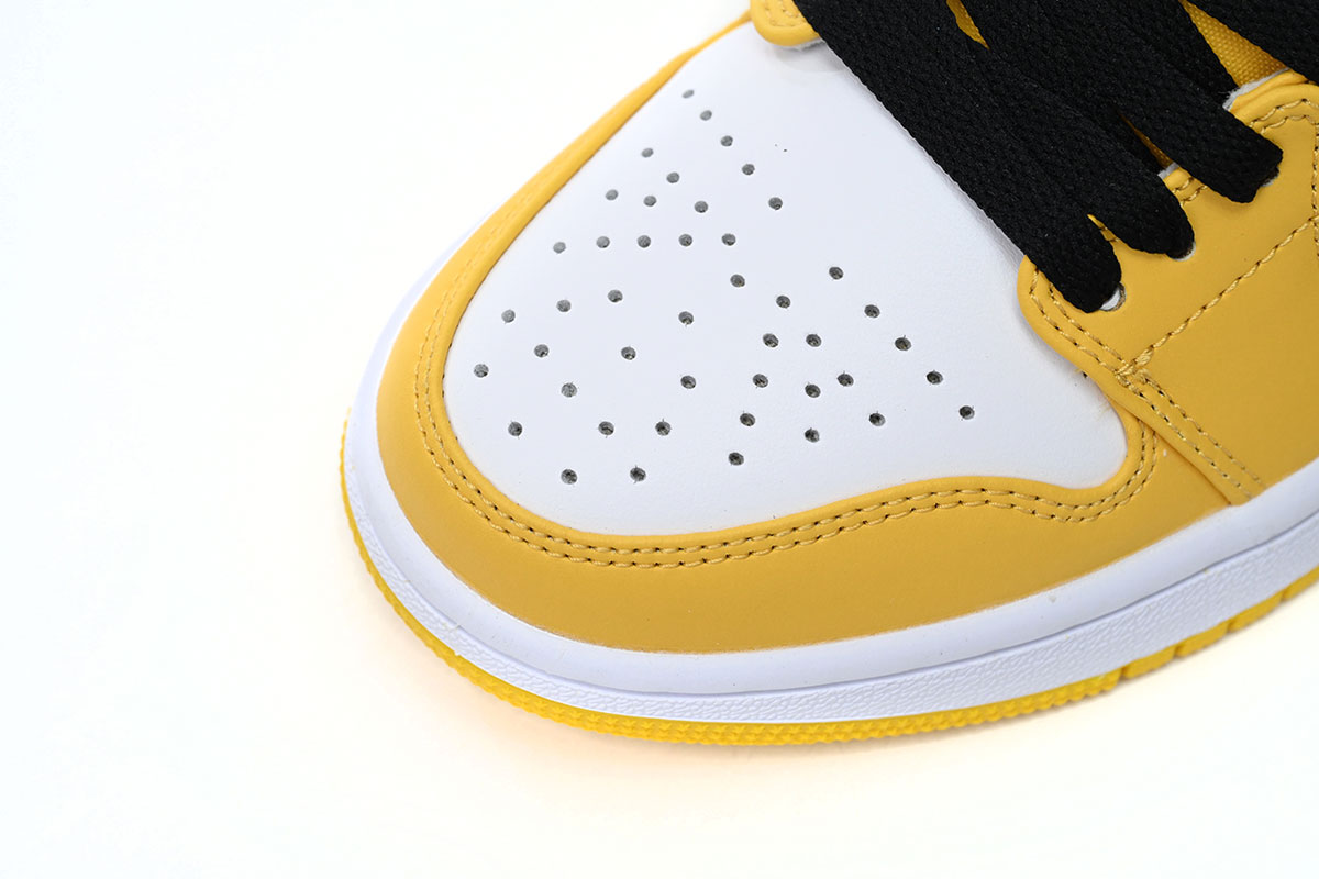 Air Jordan 1 Low “University Gold” AJ1 553560-701